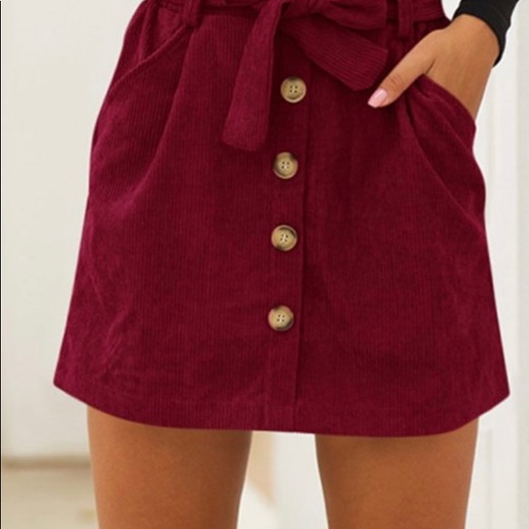 WINE CORDUROY TIE-BELT SKIRT - Picture 6 of 6
